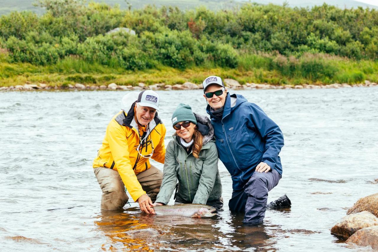 The Lodge At 58* North King Salmon Luaran gambar